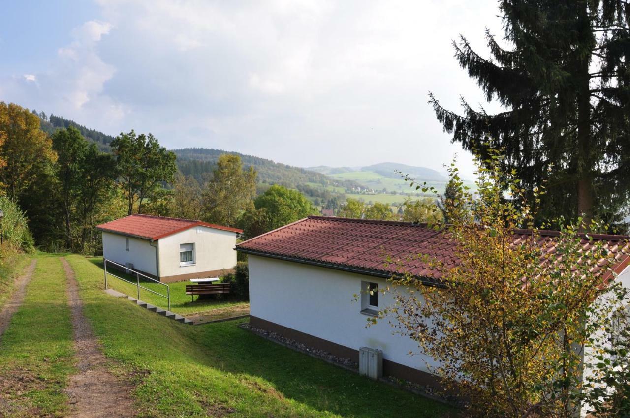 Feriendorf Am Hundsrueck Floh Exteriör bild