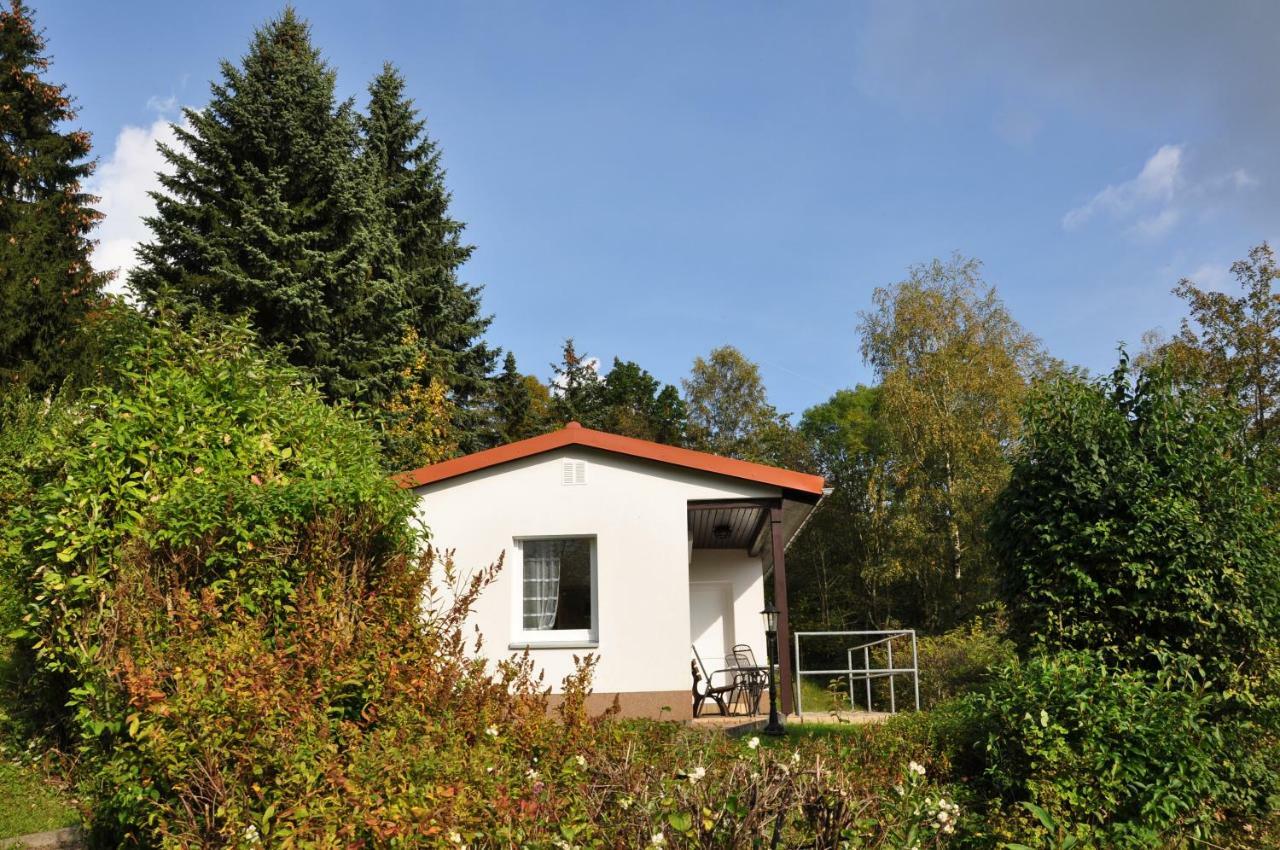 Feriendorf Am Hundsrueck Floh Exteriör bild