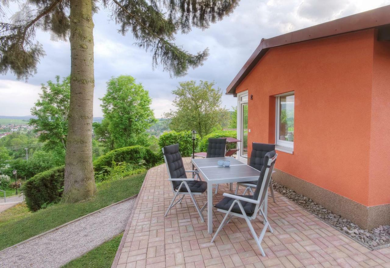 Feriendorf Am Hundsrueck Floh Exteriör bild